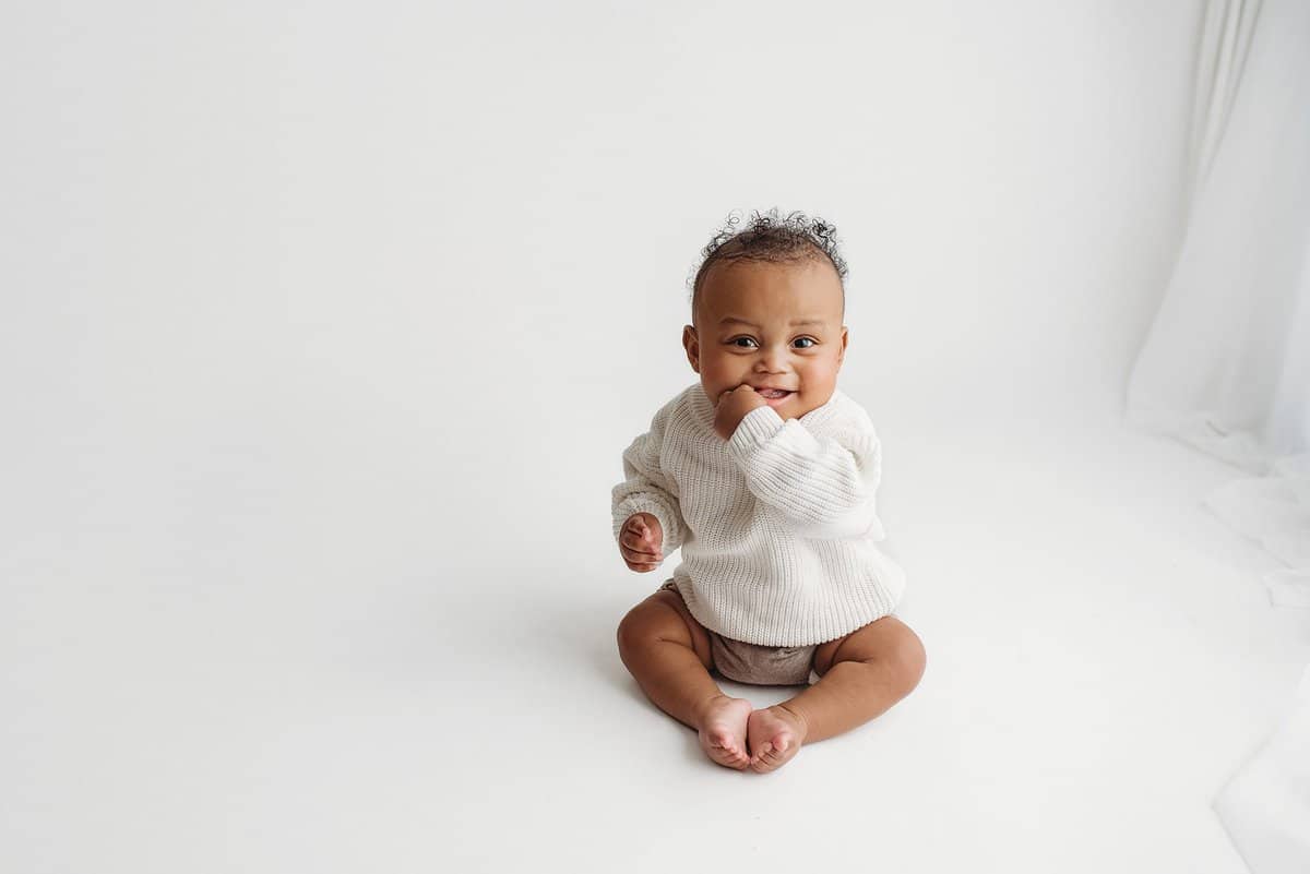 DSC_2575 infant photography atlanta, simple and timeless portraiture, how to shoot white portraits on white, photographer atlanta, baby boy photographed in studio with a white backdrop, photoshoot in atlanta, milestone portraits atlanta ga
