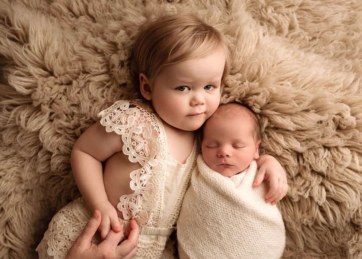 DSC_9060 big sister and newborn baby brother, sibling photos georgia, newborn photos paulding county, newborn photographers in hiram, hiram newborn photographer, douglasville newborn photography, sibling poses newborn session, newborn photography prices with siblings, baby brother photoshoot, buy buy baby atlanta