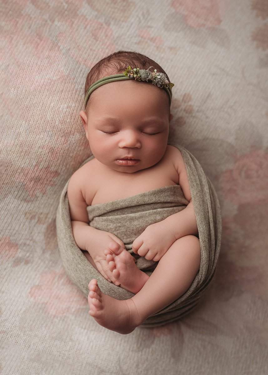 posed newborn photography atlanta ga, newborn photographer near me acworth ga, acworth ga newborn photographer, newborn photographer marietta ga, newborn photos hiram ga, douglasville newborn photographer