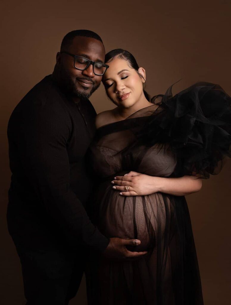 unique maternity pictures, mom and dad embracing pregnancy, motherhood maternity atlanta, in studio maternity photo, best pregnancy photographer atlanta, couples intimate maternity, studio maternity photographer, atlanta maternity photography