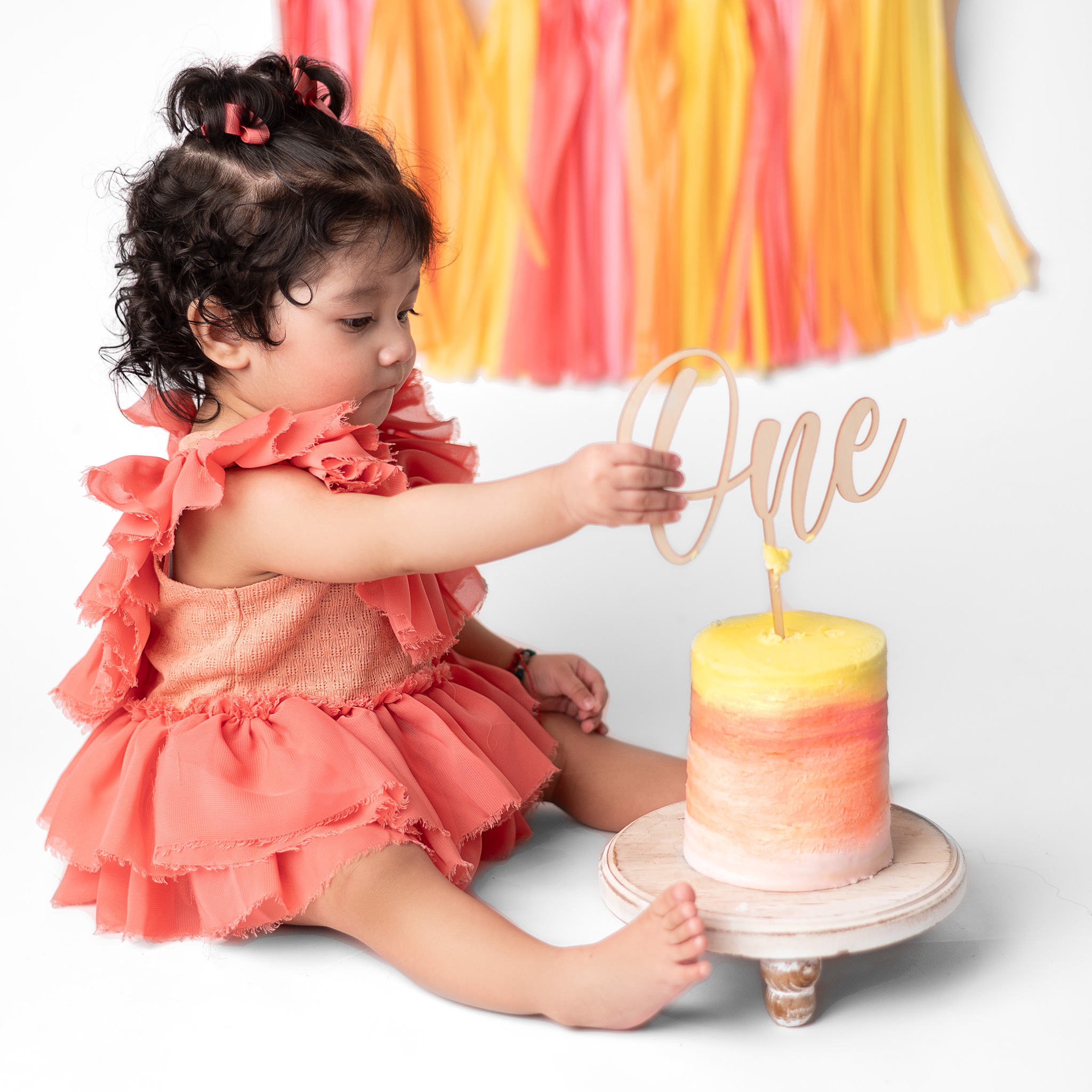 lincoln nebraska cake smash, smash cake nebraska, butterfly bakery, cake smash photo ideas, cake smash photography studio