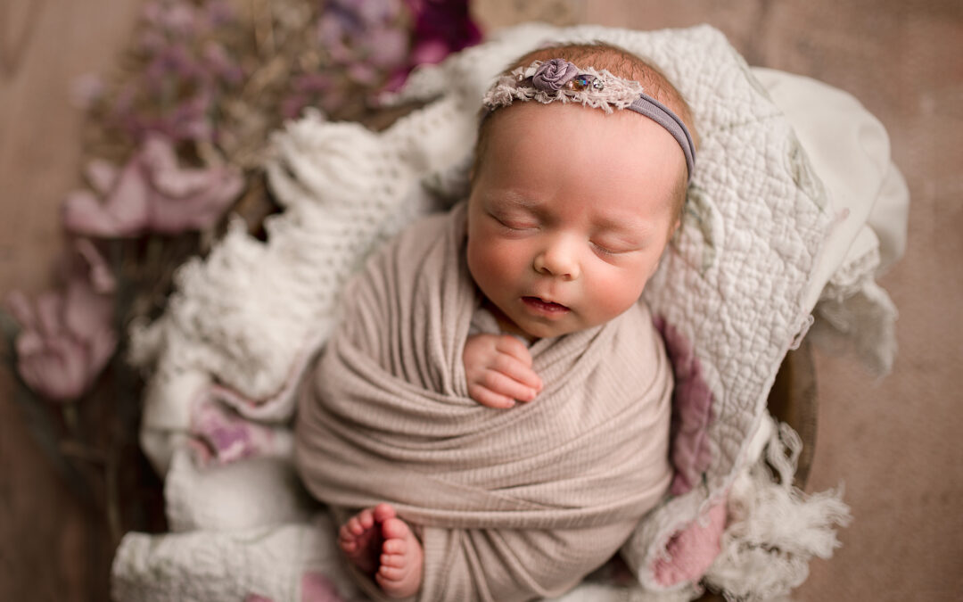 Newborn Photography Ideas | Nebraska Newborn Photography