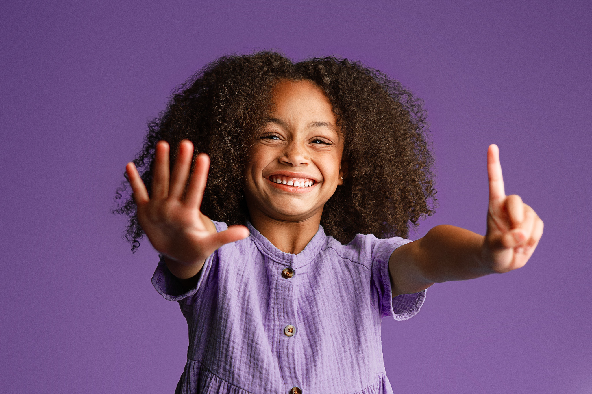 purple photoshoot, girl birthday ideas, 6th birthday photoshoot, birthday photos, older child photography, midwest photographer, nebraska photographer for children, studio photography