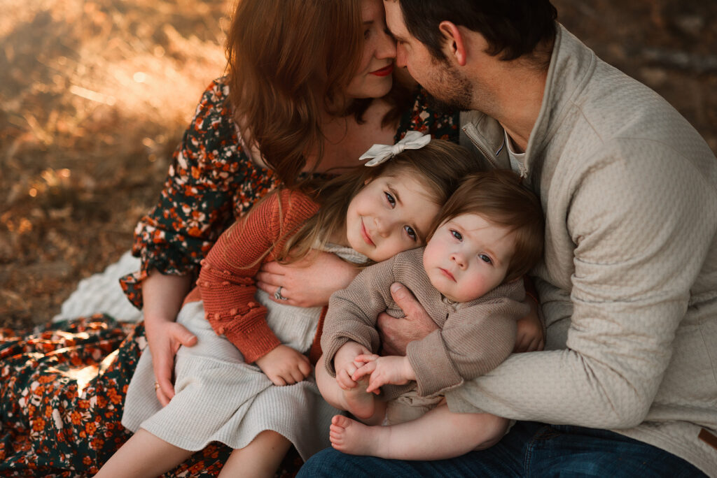 family photographer indiana, lafayette IN family photography, outdoor lifestyle poses, family of four photoshoot