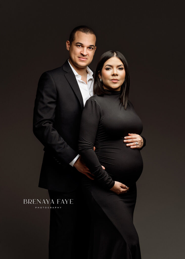 couples maternity, editorial pregnancy photoshoot, black outfits