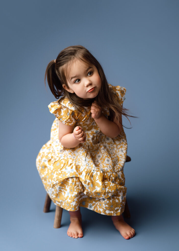 child photographer in nebraska, client closet included in photography session, nebraska milestone photography