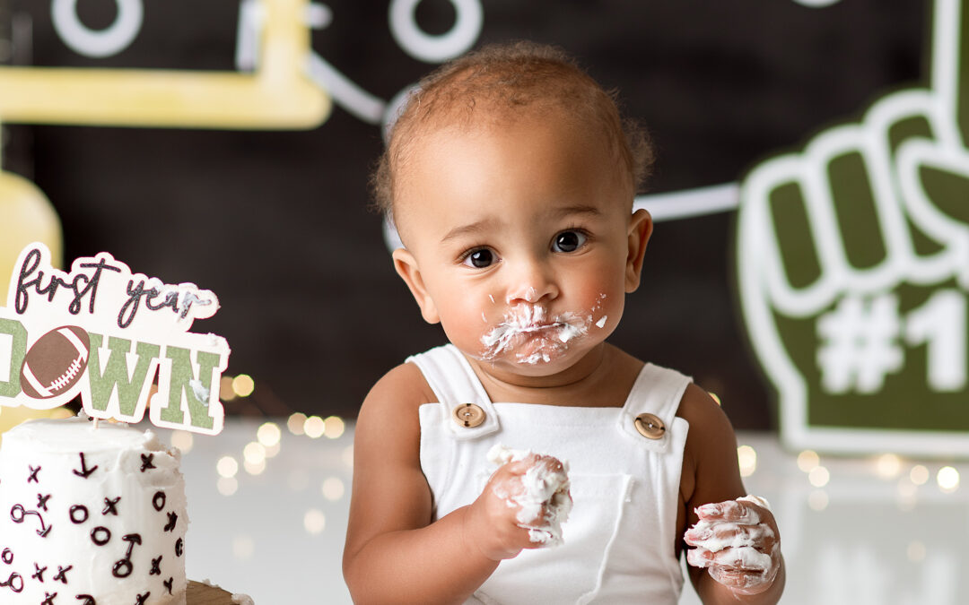 Smash Cake Lincoln, NE | Brenaya Faye Photography