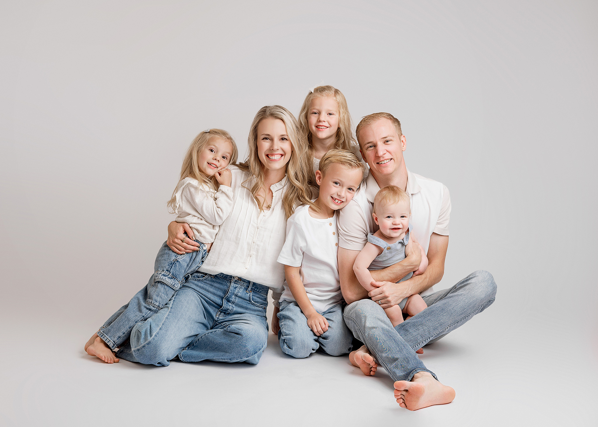 indianapolis family photographed in home for session
