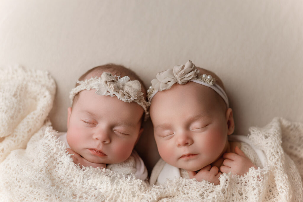 newborn photographer Monticello IN, newborn photographer near lafayette IN, twin newborn photographer Delphi