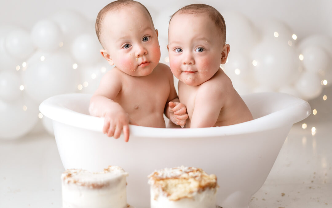 Twin Cake Smash Session in Lafayette Indiana | Sterling & Chandler Turn One