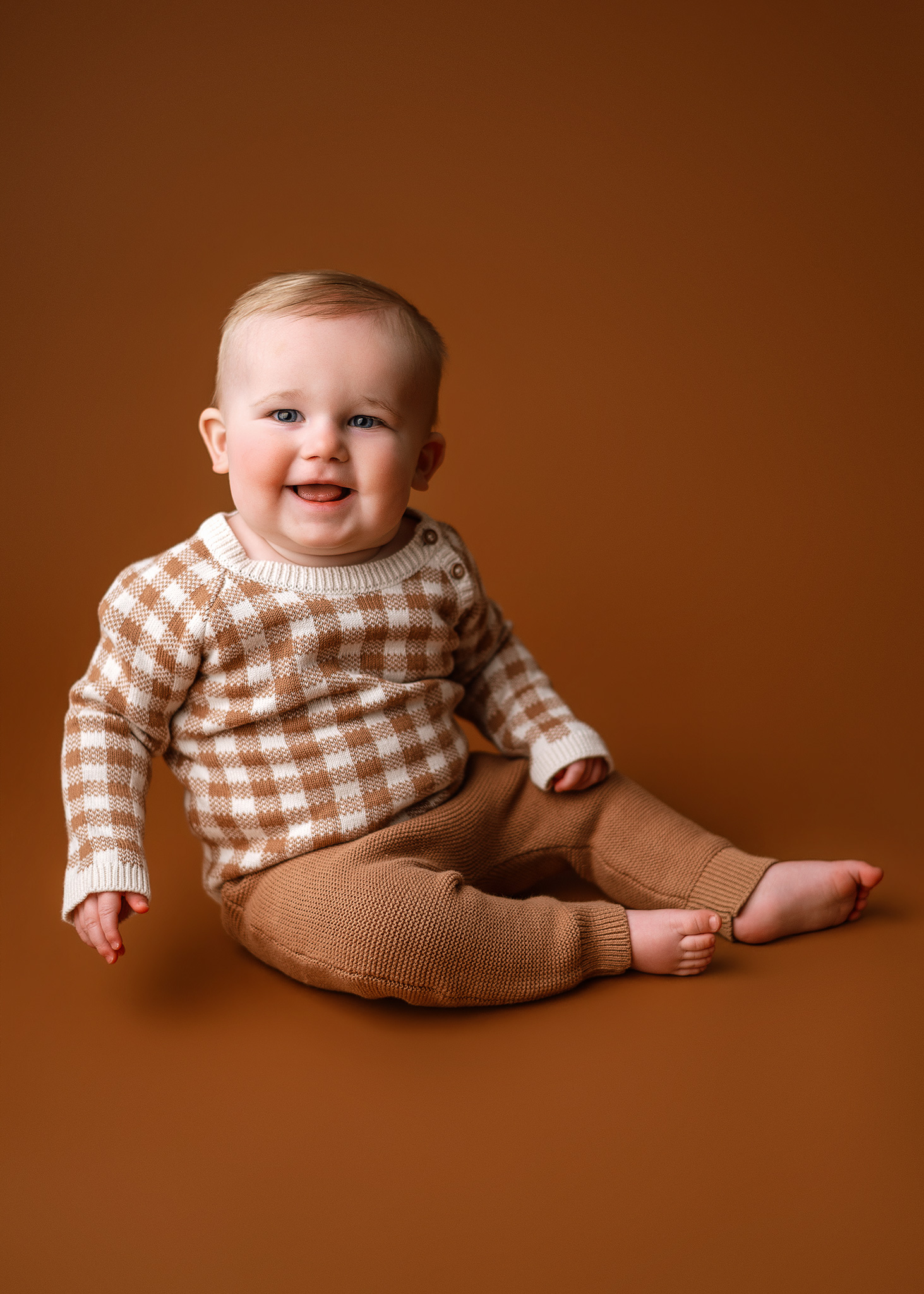 One year old baby boy milestone portraits by an Indianapolis baby photographer